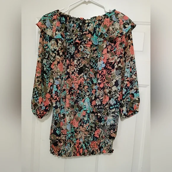 Lane Bryant Pink and Blue Blouse - Picture 3 of 3